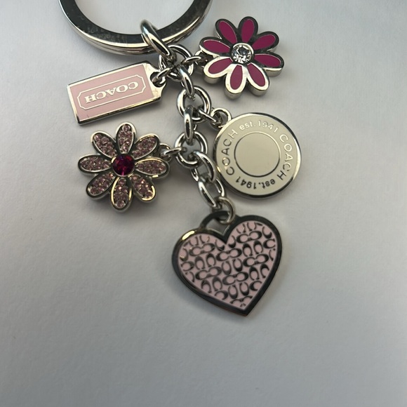 NWOT COACH Vintage Pink Heat Daisy Keychain Fob Purse Charm - Picture 3 of 6